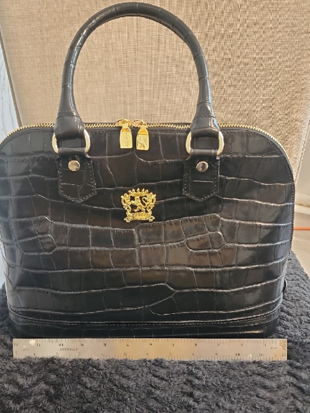 Pratesi FIRENZE Leather Satchel with Gold Hardware - Picture 2 of 6